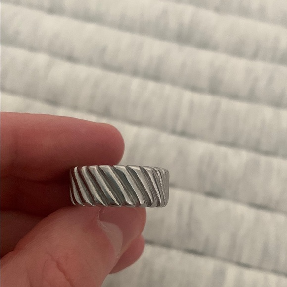 Silver rings - Picture 3 of 6